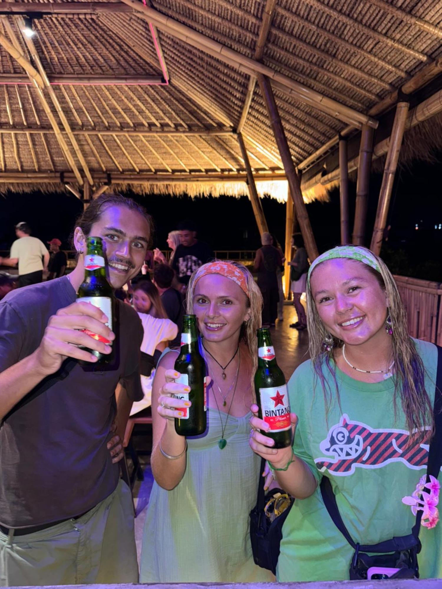 Canggu Central Hostel 외부 사진