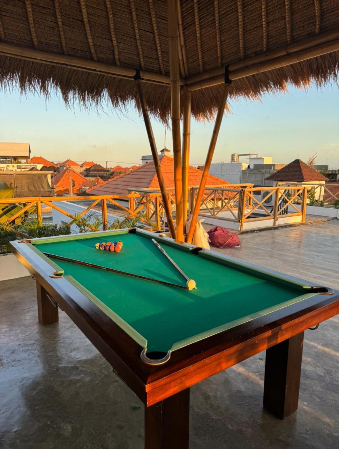 Canggu Central Hostel 외부 사진